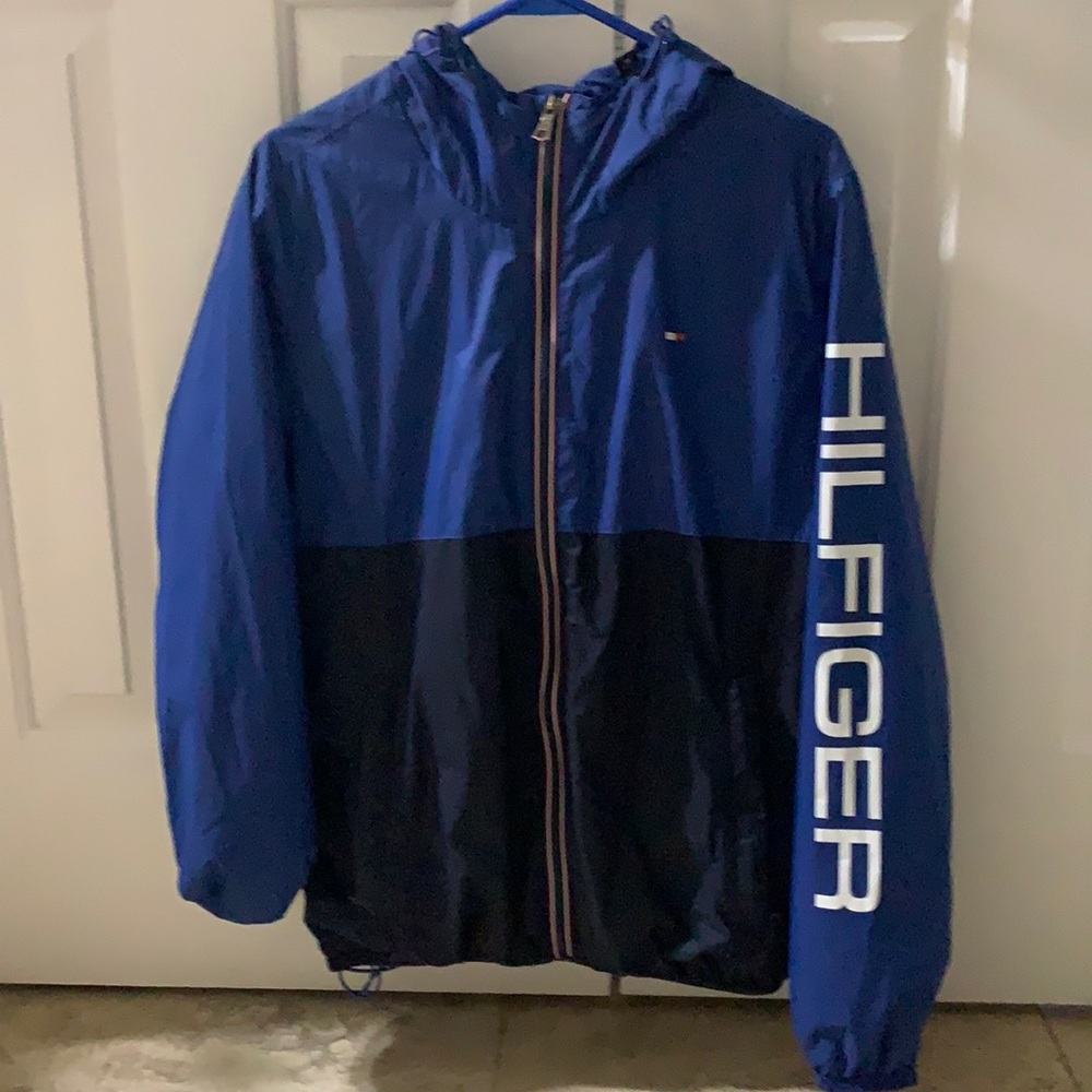 Men’s Tommy Hilfiger blue/black windbreaker Medium